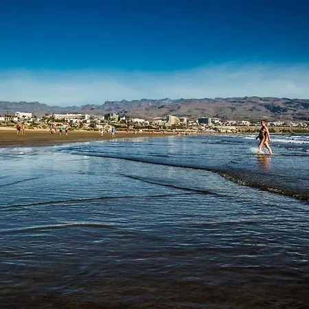 Roca - Playa del Inglés