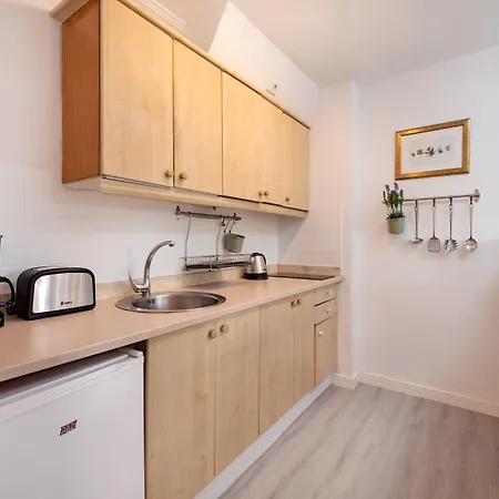 Hotel apartamentowy Roca By Folias - 3*